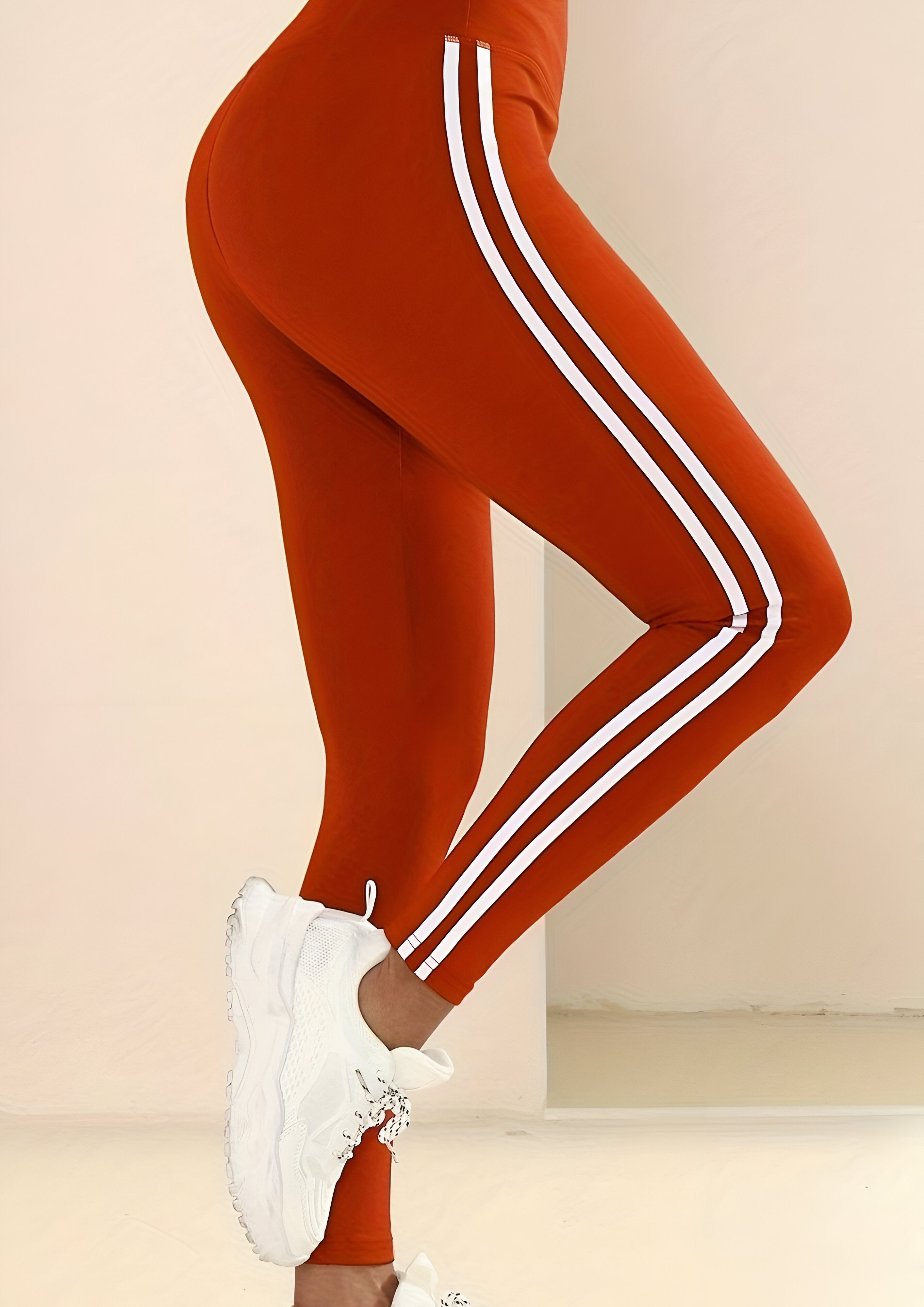 Side Stripes Yoga Leggings | Women's Activewear