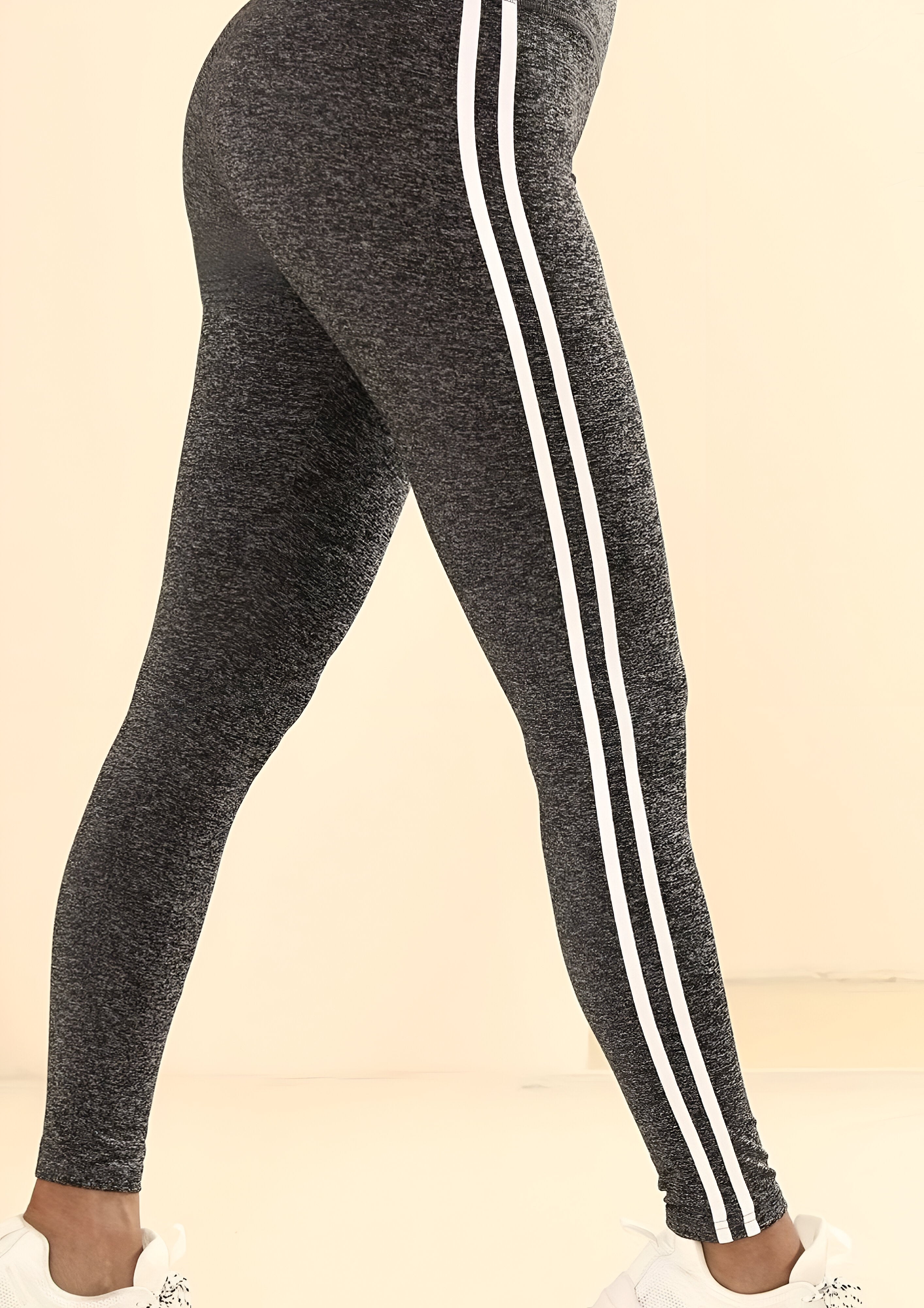Side Stripes Yoga Leggings | Women's Activewear